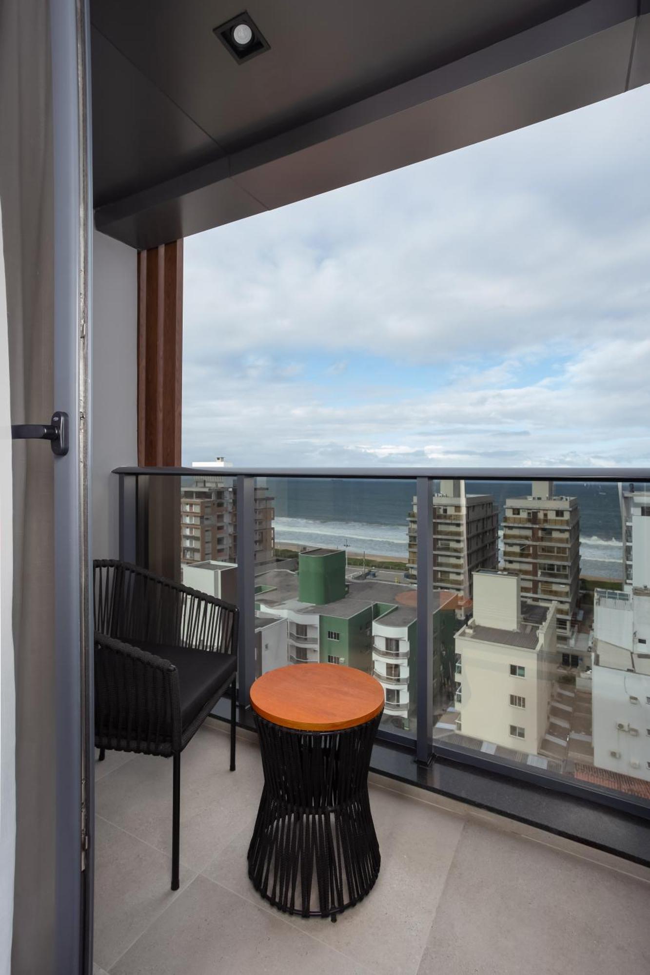 Brava Mundo Hotel Boutique Oficial Itajaí 外观 照片